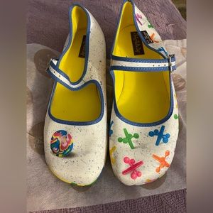 Hot chocolate designs Jax size 11/41